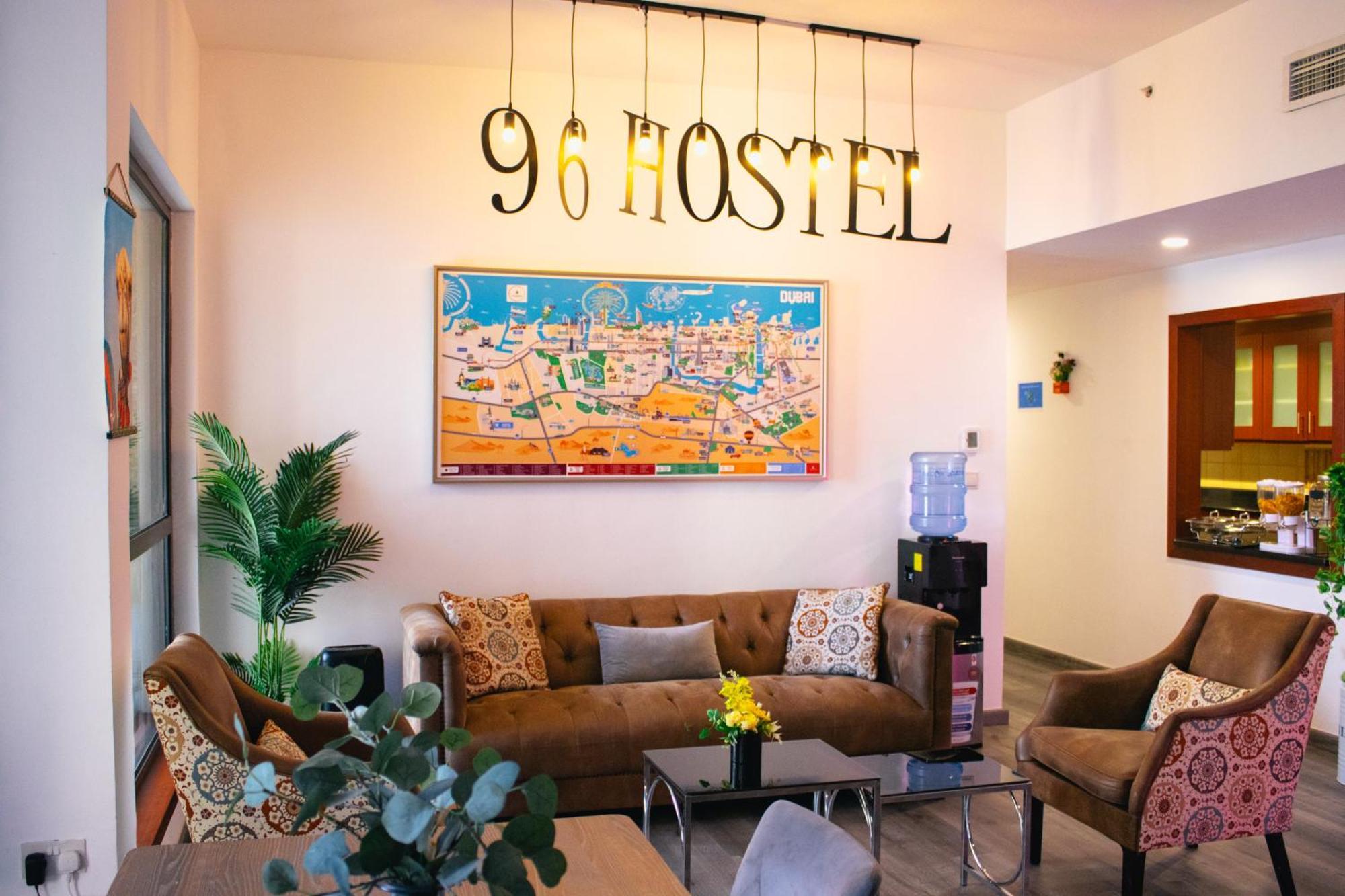 Lunar Hostel 96 ดูไบ ภายนอก รูปภาพ